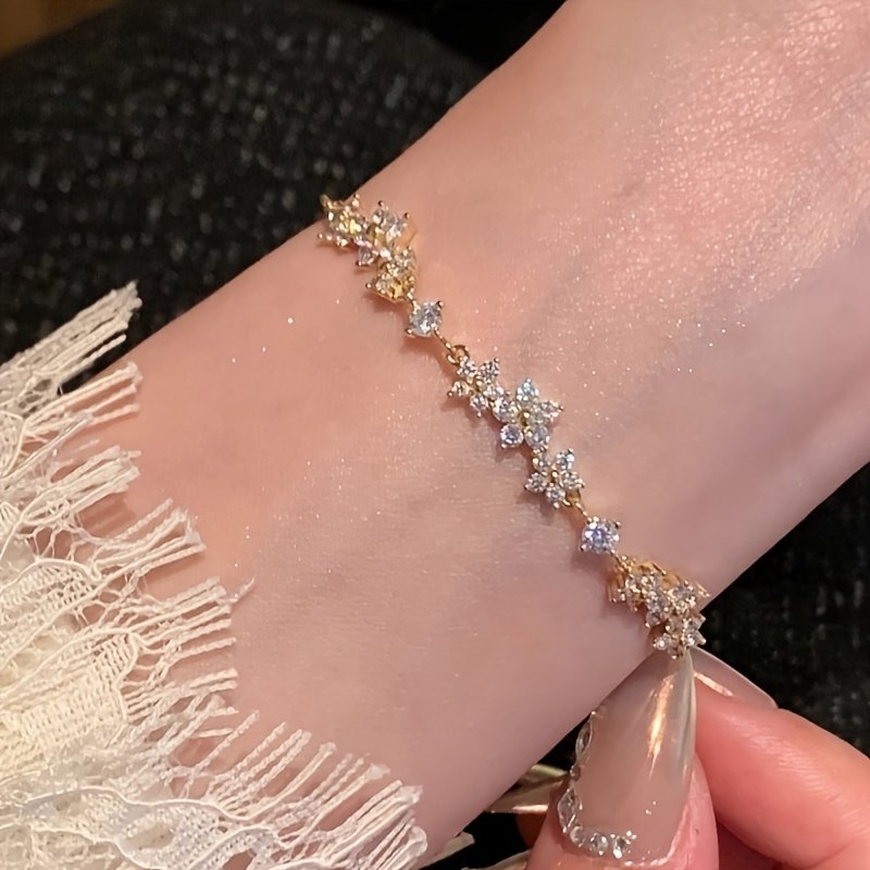 Minimalist Daisy CZ Pull-Tab Bracelet, Golden Color